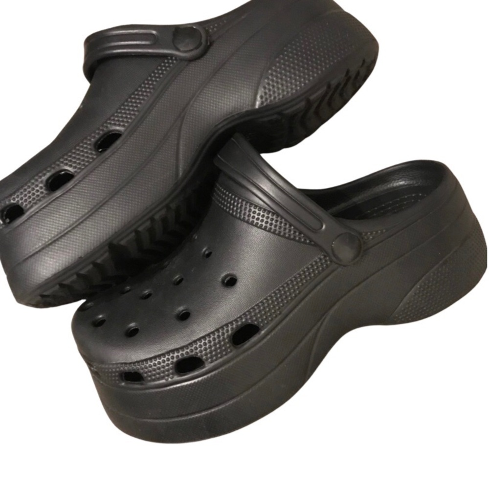 Rubber Platform Vented Clogs - Picture 9 of 10